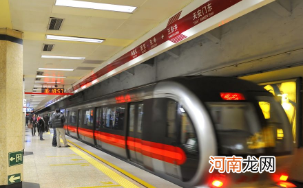 2022年除夕成都地铁正常运行吗