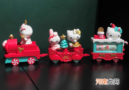 2021肯德基圣诞节HelloKitty玩具怎么玩