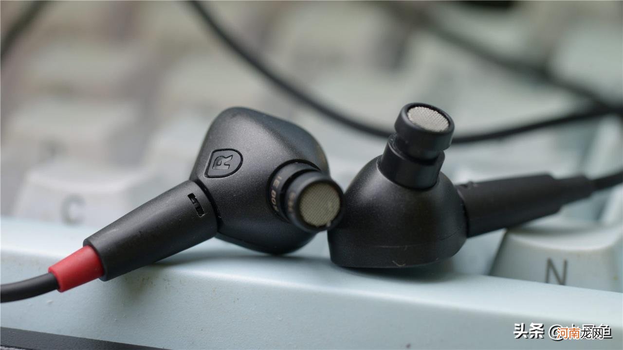 森海塞尔ie80s，森海塞尔旗舰耳机，简单评测IE80S？