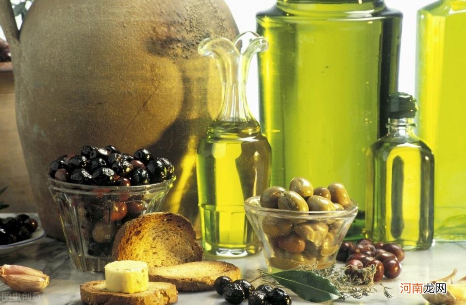 橄榄油的吃法,橄榄油可以高温炒菜吗?