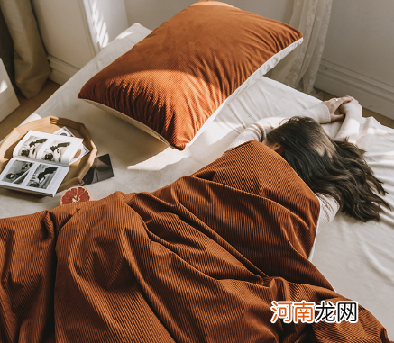 牛奶绒四件套一个月洗一次可以吗