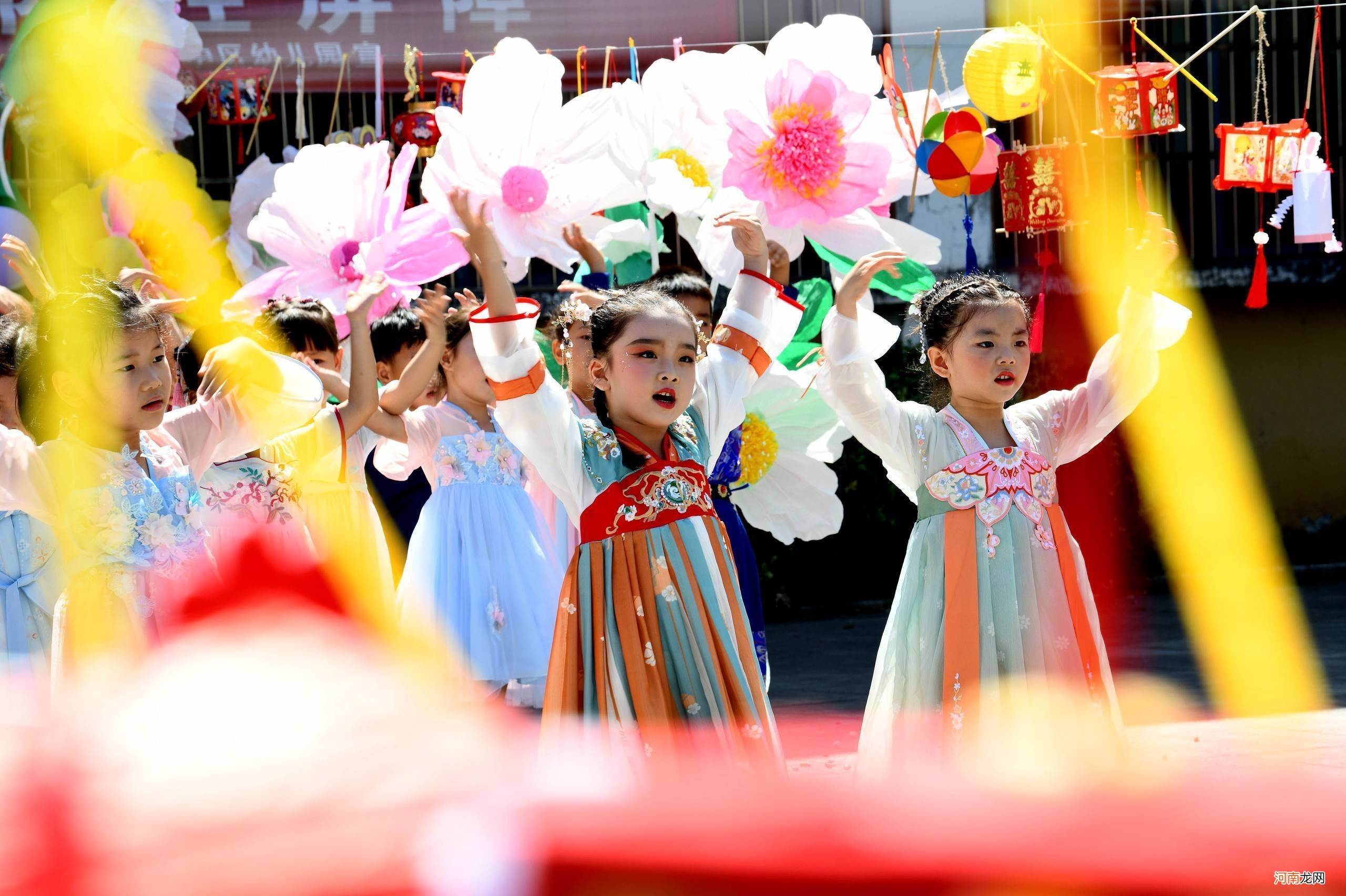 中秋节与教师节上演“喜相逢”，双节同天本世纪仅有三次