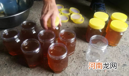 蜂蜜装塑料瓶膨胀怎么办