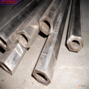 钢管和不锈钢管的区别 钢管跟不锈钢的区别