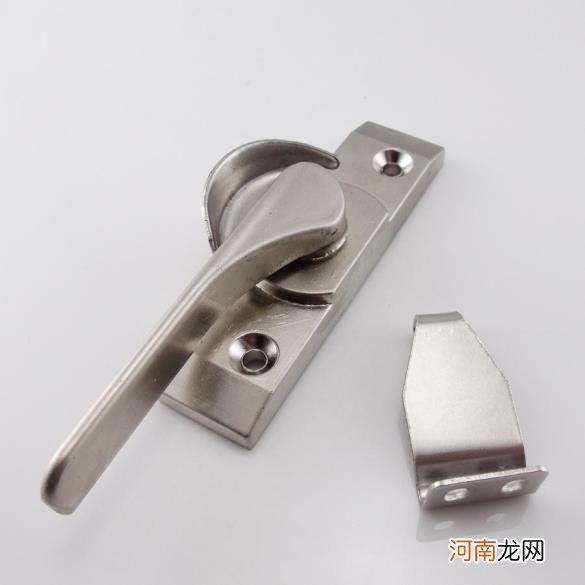 锁心生锈怎么弄