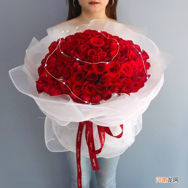 红粉配不配 粉红能配黑色吗