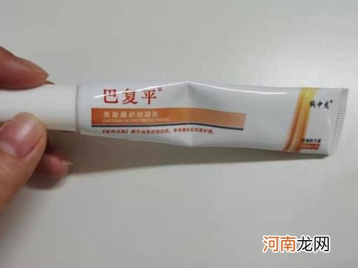 珀莱雅是哪个国家的 化妆品行业的利润有多高？