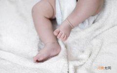 新生儿尿布使用指南 婴儿尿布怎么用