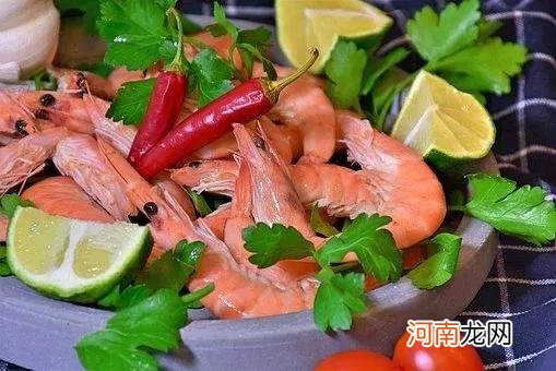 花甲肉里面黑色能吃吗，花甲肉里面黑色的是什么东西？