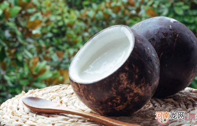 椰子水|椰子汁为什么跟椰子水完全不一样 椰子水和椰子汁的区别有哪些