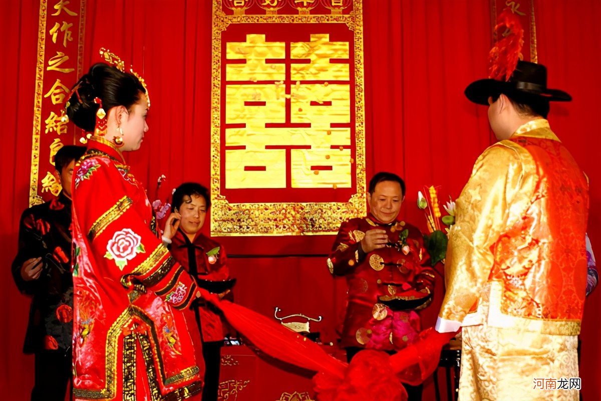 简短新婚贺语大全 怎么祝福新人结婚