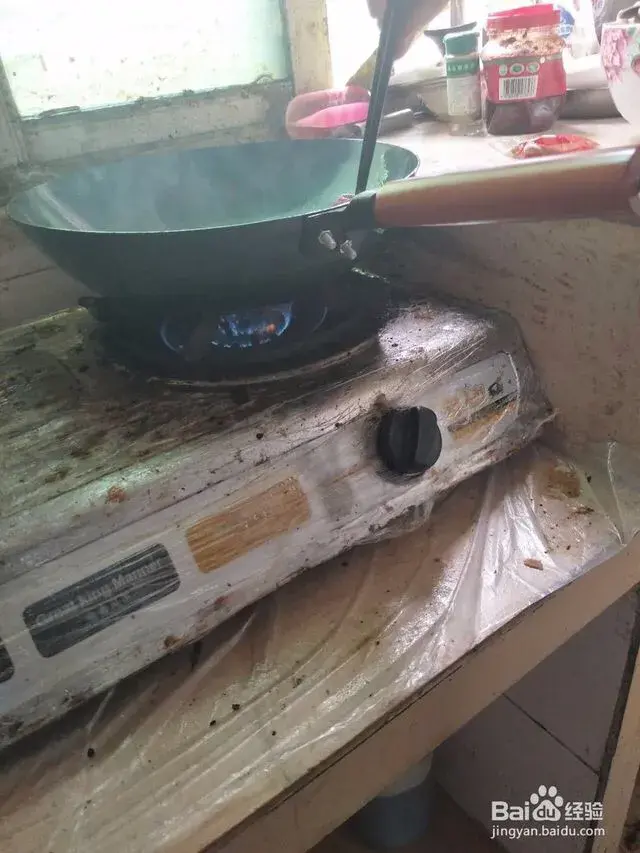 新生铁锅开锅的最佳方法 生铁锅怎么开锅