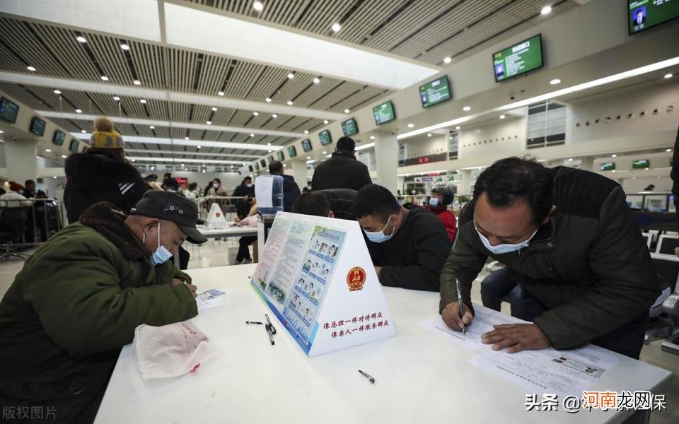 2022年失业金能领多少钱 失业保险金每月多少钱