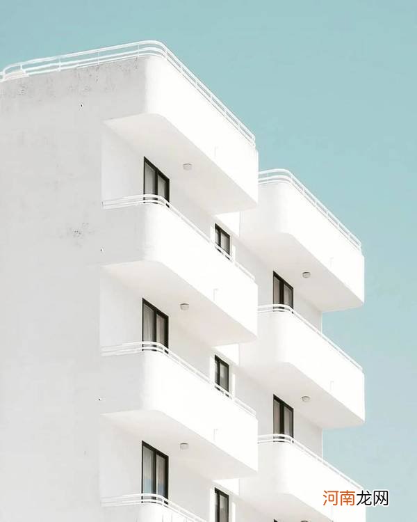 如何利用手机的长焦镜头,去捕捉建筑的细节美