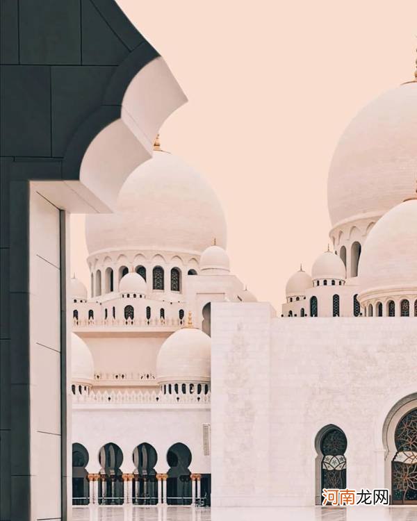 如何利用手机的长焦镜头,去捕捉建筑的细节美