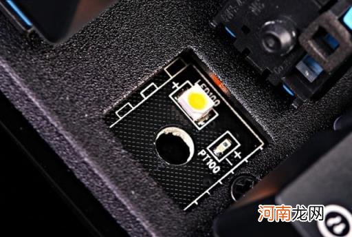 机械键盘热插拔是什么意思 机械键盘的热插拔轴体技术详解?