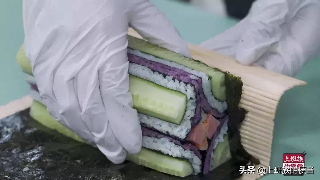 寿司是怎么做的 做寿司的材料都有什么
