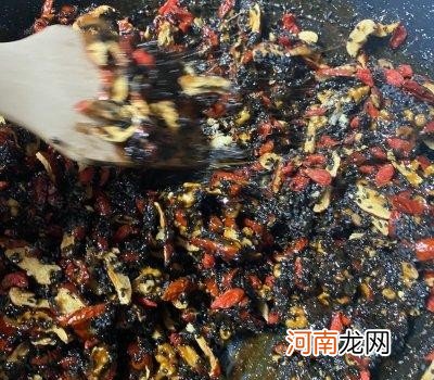 超级详细的自制手工阿胶糕 阿胶糕的制作方法教程