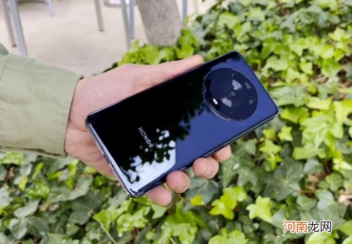 买手机建议买哪个品牌,什么牌子手机最好用?