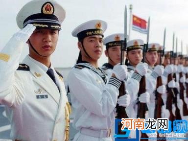 军舰友好访问其它国家 要遵守哪些海军特有的礼仪？