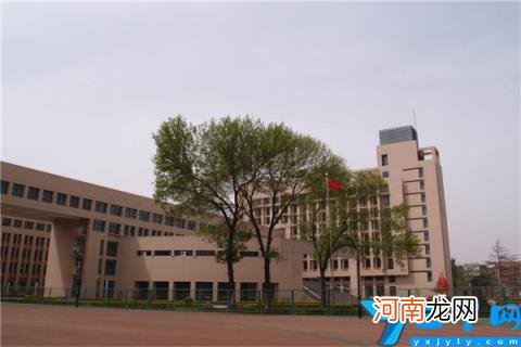 天津南开中学上榜第二现代化教育 天津十大高中排行榜