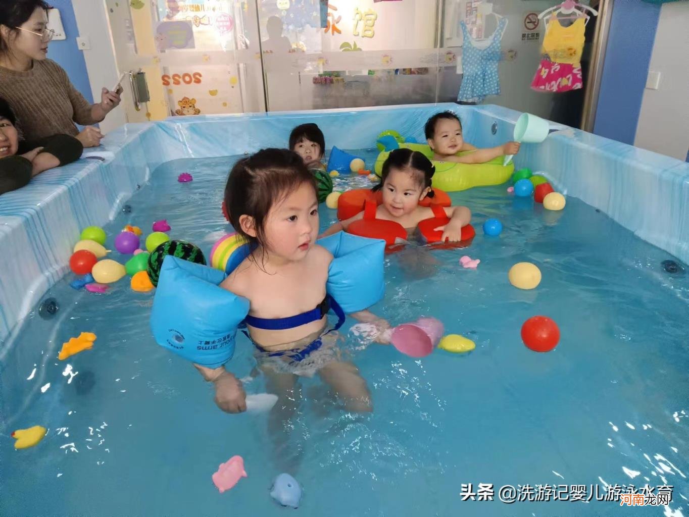 开个儿童游泳馆大约多少钱 婴儿游泳馆设备多少钱