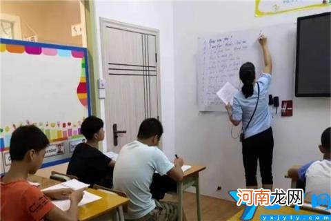 成都艾途培训学校上榜第二相当科学 成都市十大教育培训机构排名