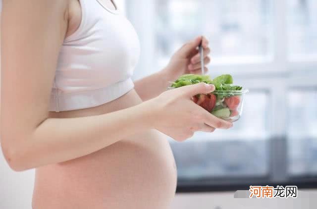 孕期补“叶酸”有讲究，尽量做好这3点，或许对胎宝发育有帮助！