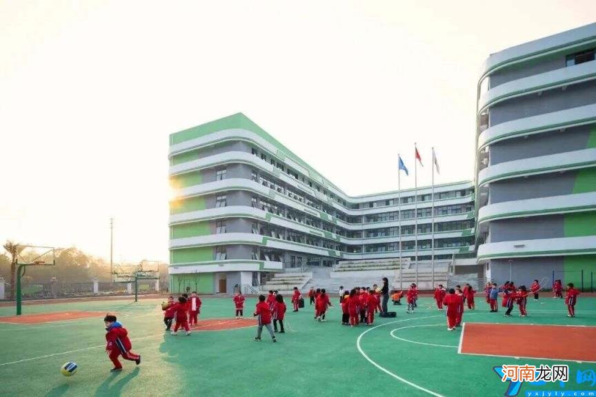 成都国际学校学费一年多少钱 成都排名前十私立小学