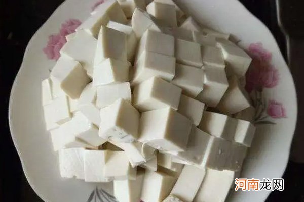 内酯豆腐与普通豆腐有什么区别 内酯豆腐与普通豆腐的口感一样吗
