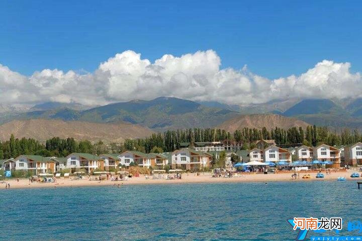 最深的十大湖排名 世界上最深的湖泊是什么湖