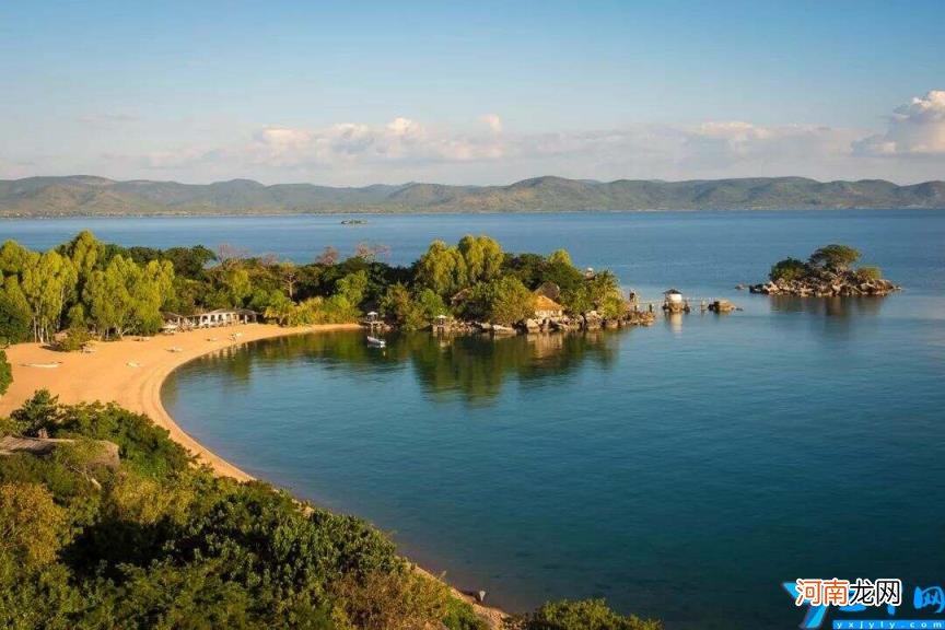 最深的十大湖排名 世界上最深的湖泊是什么湖