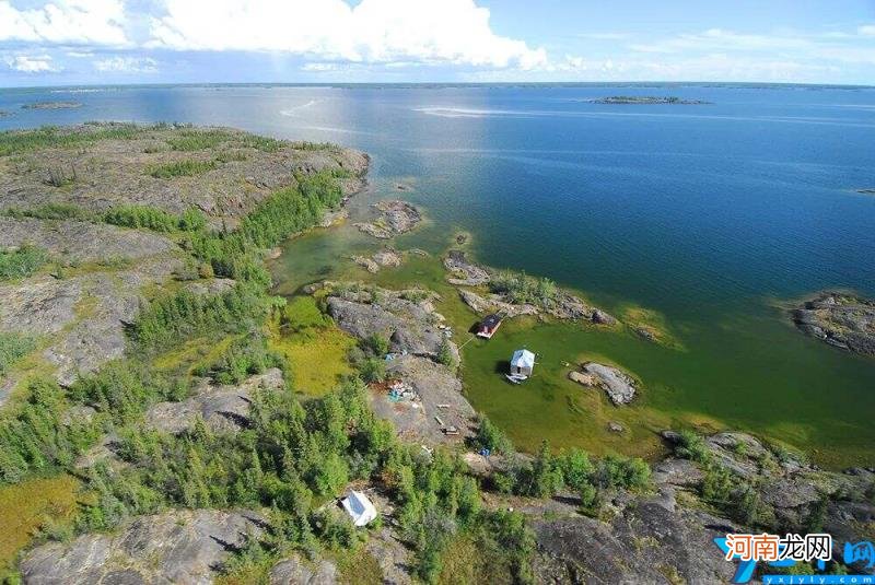 最深的十大湖排名 世界上最深的湖泊是什么湖