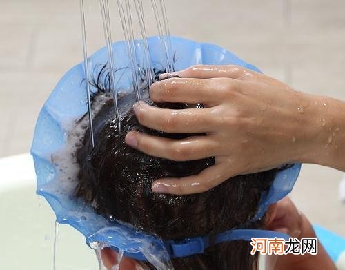 这3种“洗发水”正在伤害孩子头皮，很多父母还不知道，天天在用