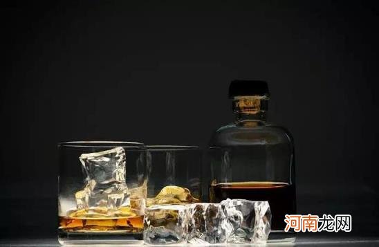 白兰地酒多少钱一瓶 白兰地是什么酒