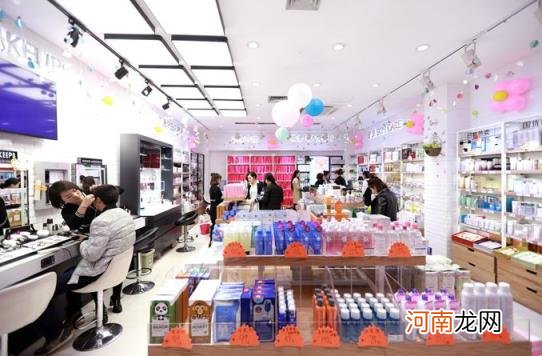 新手怎么开化妆品店 化妆品店需要多少钱投资