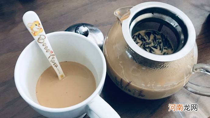 如何制作奶茶 制作奶茶的方法和配方