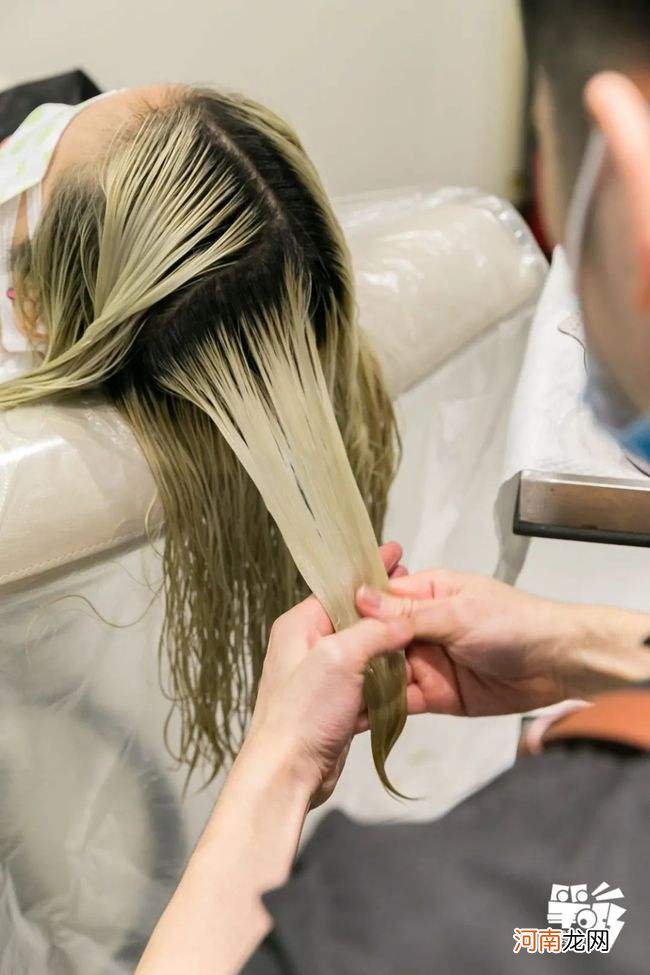 如何护理头发 平时如何护理头发