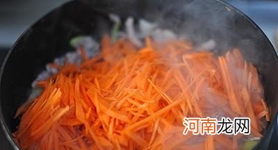 胡萝卜炒肉丝怎么做才好吃 胡萝卜炒肉丝的做法步骤推荐