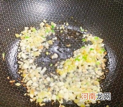 青蟹在家怎么做才好吃 青蟹的做法怎么做好吃