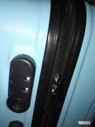 行李箱密码忘了怎么开锁 海关锁行李箱密码忘了怎么开锁