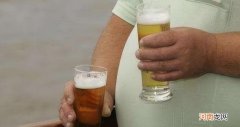 可乐比啤酒热量更高吗 啤酒和可乐哪个更容易导致啤酒肚