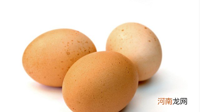为什么鸡蛋上有小疙瘩会变黑 滚鸡蛋去湿毒是不是真的