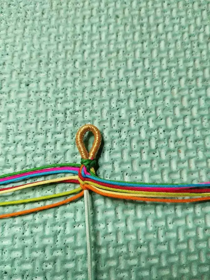 怎么编制好看的手链 手工手链编织教程讲解