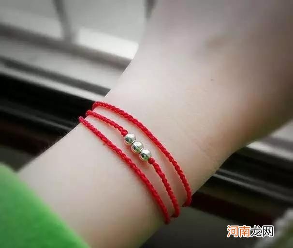怎么编制好看的手链 手工手链编织教程讲解