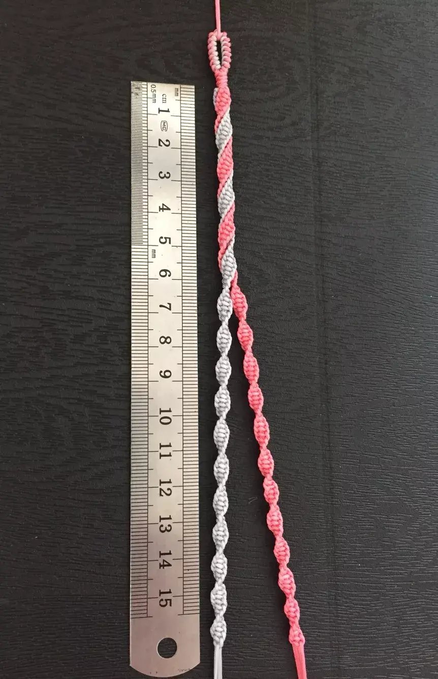 怎么编制好看的手链 手工手链编织教程讲解