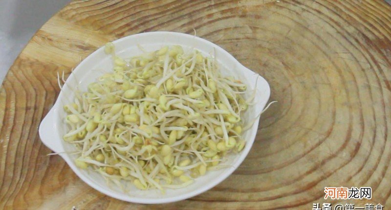 在家怎么做黄豆芽炒粉条好吃 黄豆芽炒粉条的做法推荐