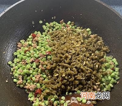 在家怎么做酸豆角炒肉末好吃 酸豆角炒肉末的做法推荐