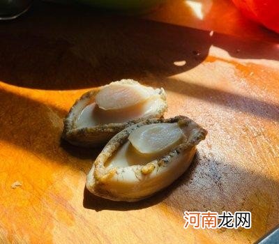 酱汁冻鲍鱼怎么做才好吃 冷冻鲍鱼的家常做法