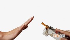 花露水滴在烟上能戒掉烟吗？
